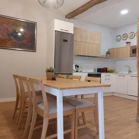 En Con Zonas Comunes Compartida H2 Ubytování v soukromí