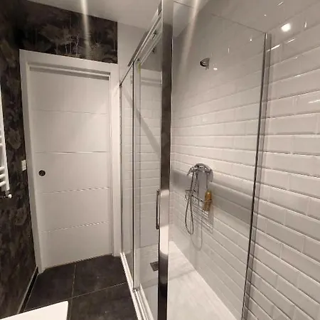 Habitación En Con Zonas Comunes Compartida H2