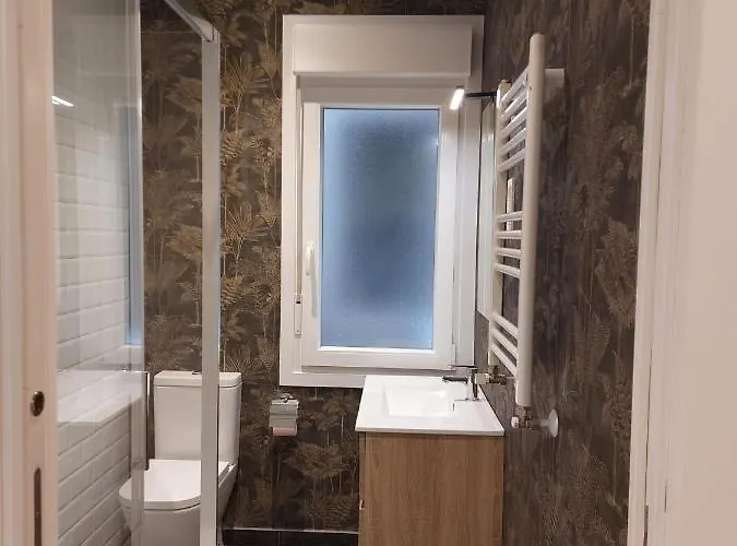 Habitación en casa particular Habitación En Con Zonas Comunes Compartida H2